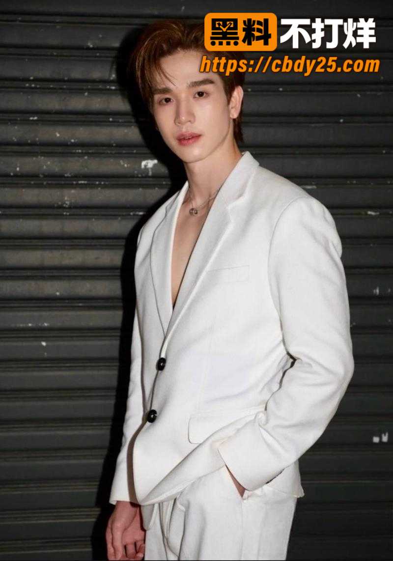 泰国BL男主 吉查功甘诺通 手滑发床照视频秒删被曝光17