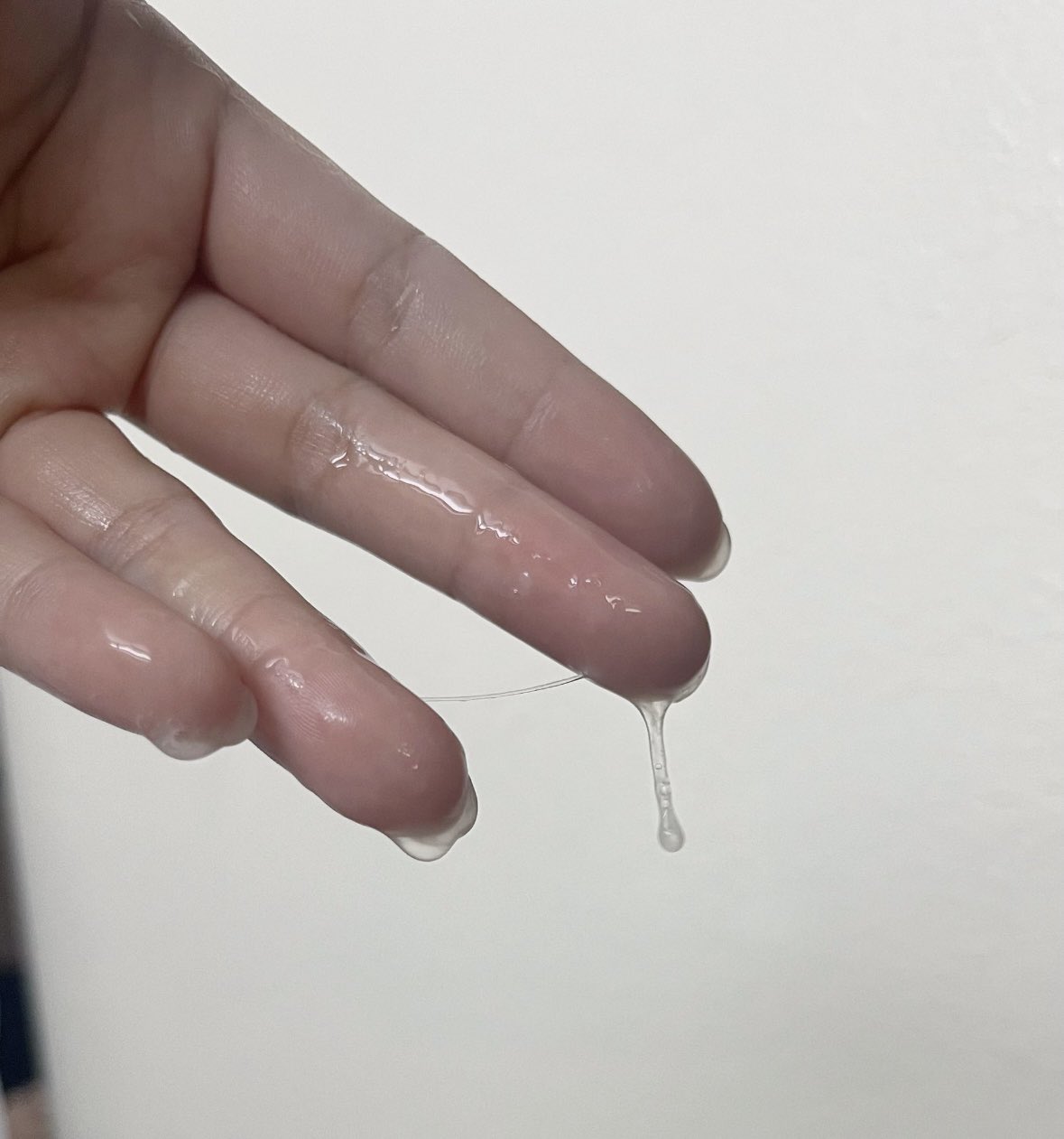有人吗？啊啊啊……受不了了，来个真鸡巴操我 ，不是同城的勿扰哦