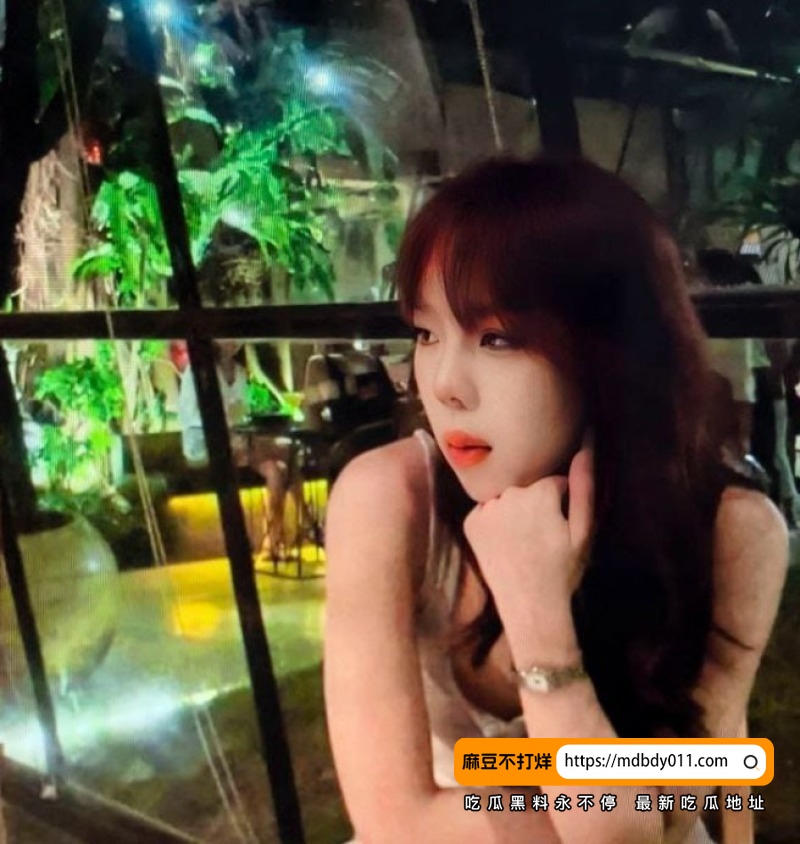 深圳女大学生赵雅琳私拍4