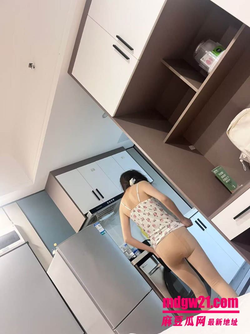 东北师大毕业女生 林齐晴回河北与渣男性爱实录 身穿黑丝露脸后入打桩视频流出