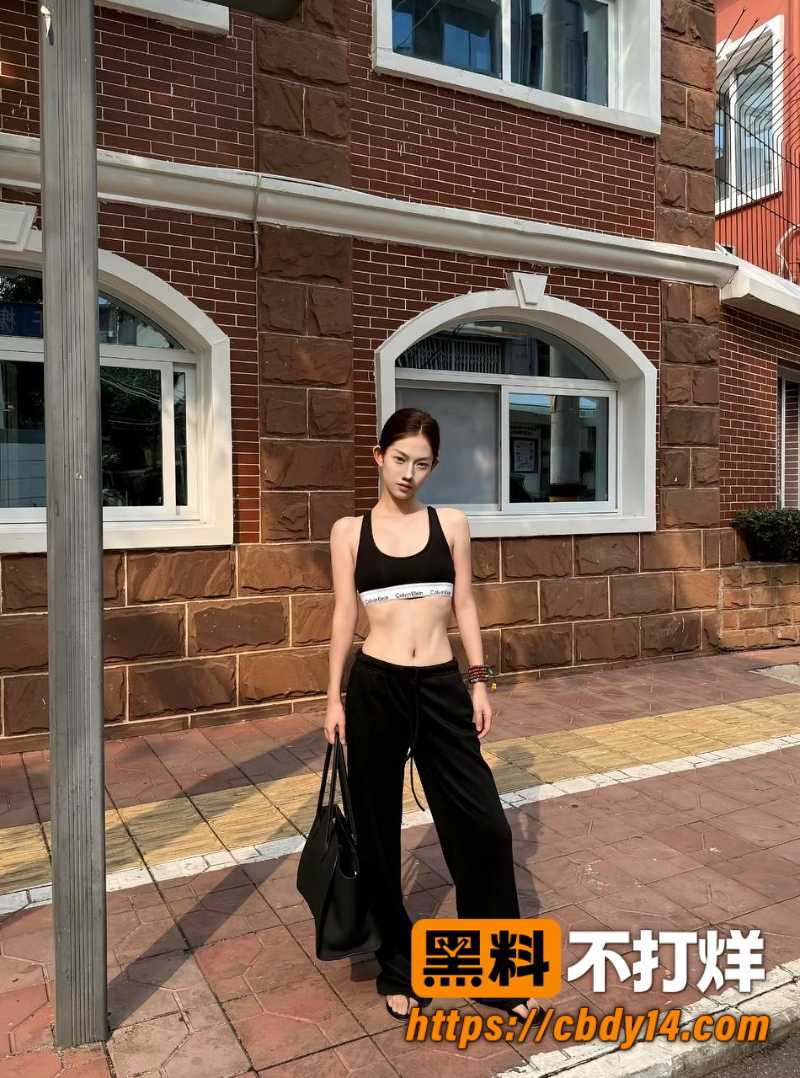 抖音女网红ninniii  15