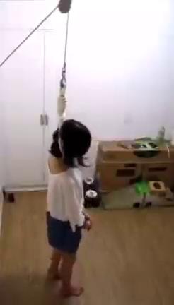 Áp phích cho 学生为情所困上吊自杀