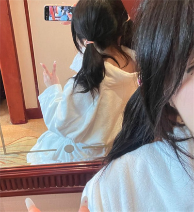 爸爸说：女鹅好反x呀嘻嘻
