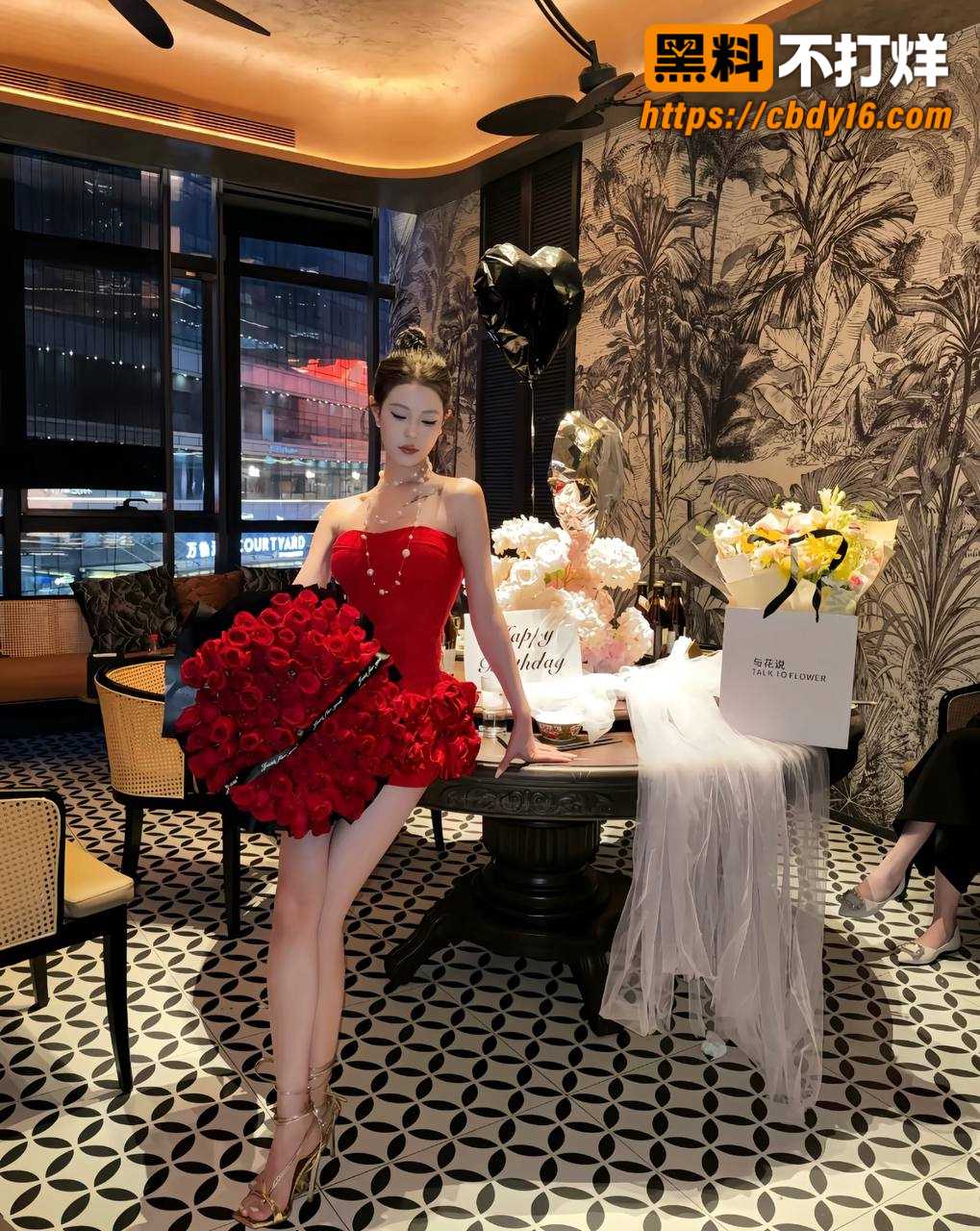 甜妹女网红melina知三当三5