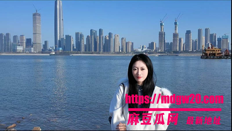 郑州大学文学院反差婊 许安然不雅视频合集流出 清纯女大的淫乱日常