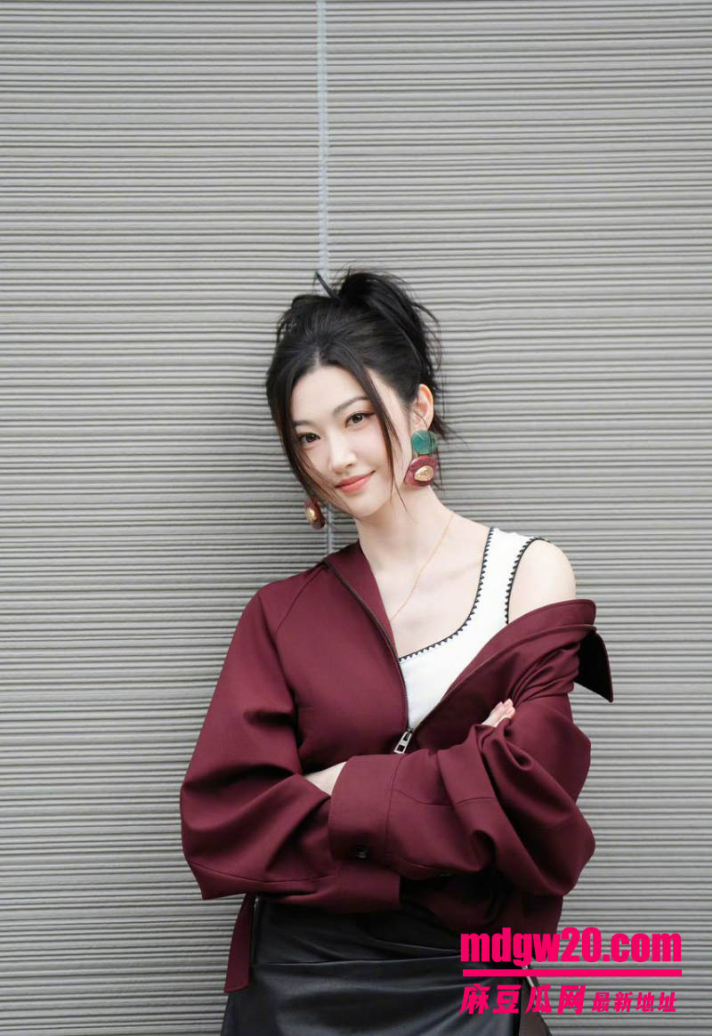 娱乐圈大瓜景甜张继科地下恋 任嘉伦竟是红娘 三人时间线被网友重新扒了一遍