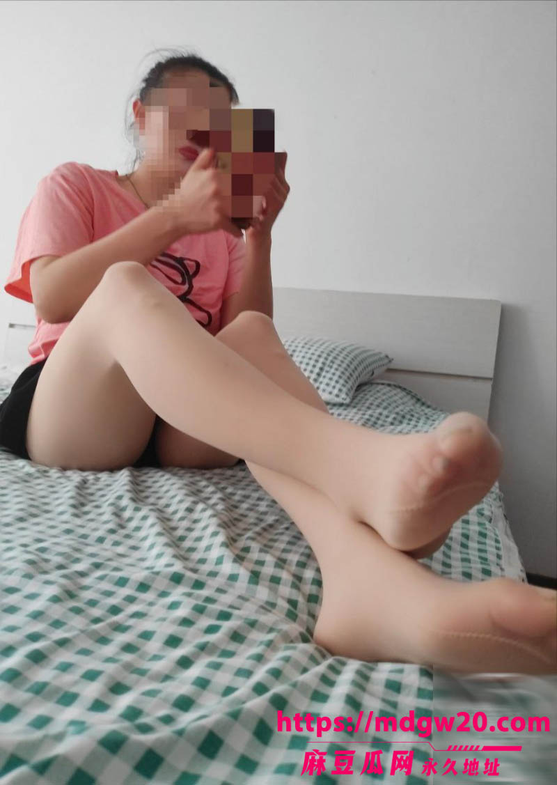 海角乱伦博主 月半爱女马原创 妈妈穿着肉丝在家 被我疯狂浇灌丰满的多汁肥鲍