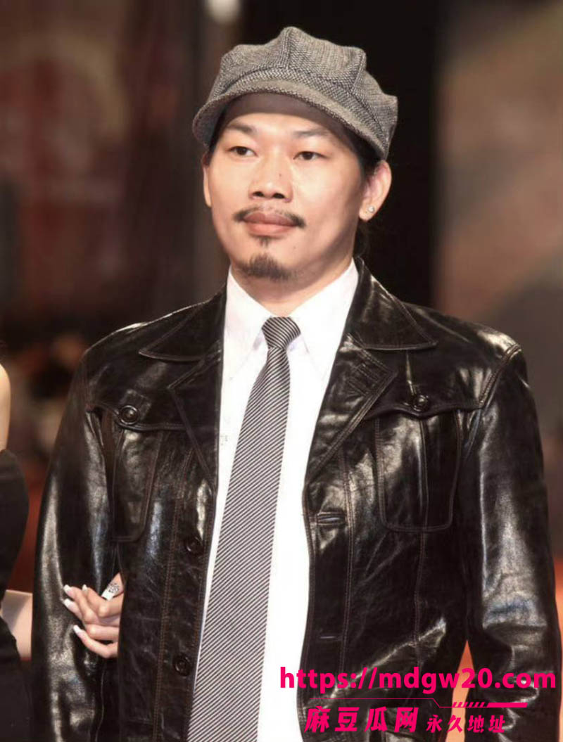周杰伦御用作词人方文山 被爆8婚内出轨 与歌手苏思蓉长达8年的地下关系实锤