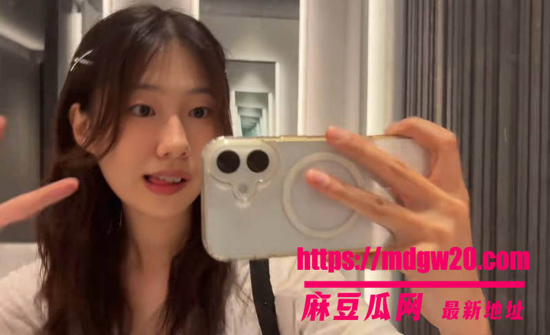 抖音Coser玉也是宋了被爆与粉丝恋爱发毒誓 恋爱期间暧昧另一网红 分手后无缝衔接挂主页