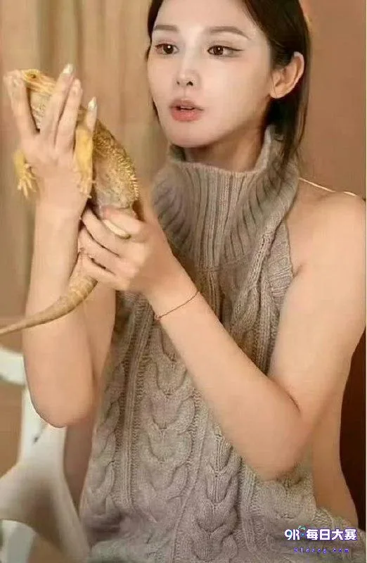 Post content image