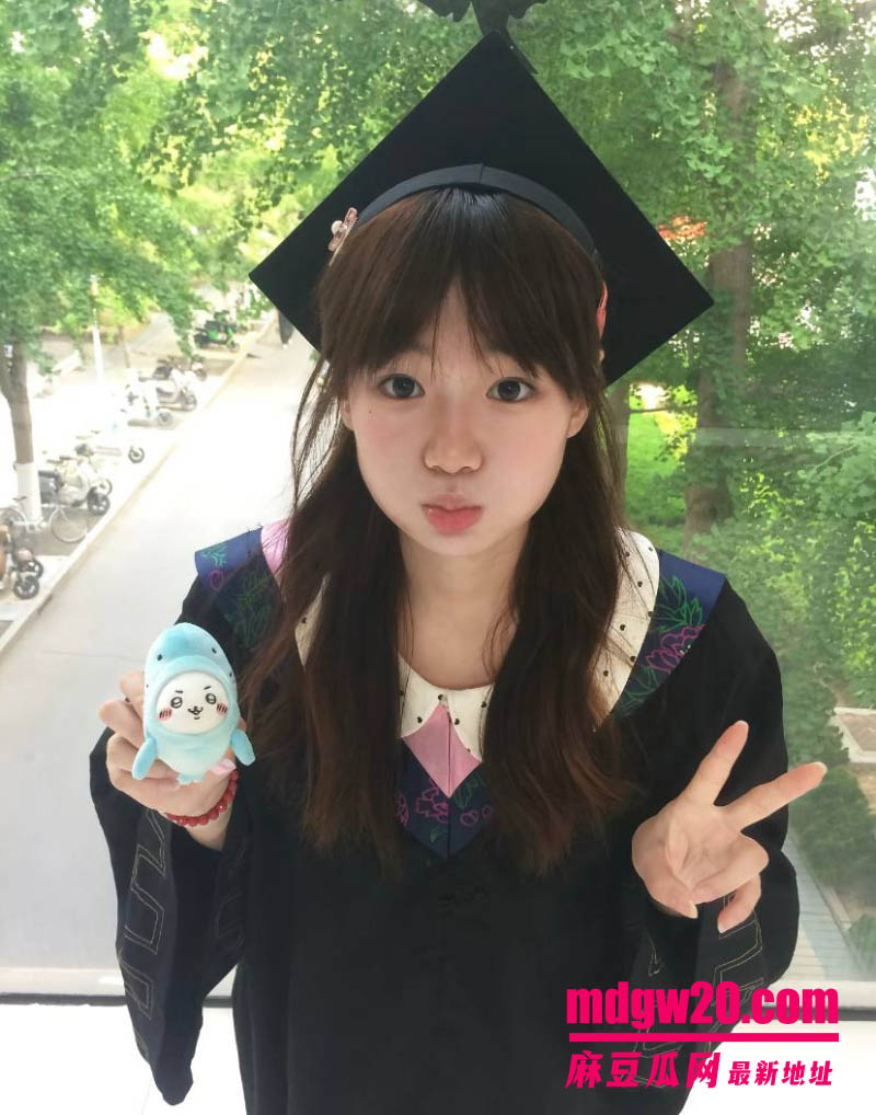 河南师范大学研一新生张萍 背叛山东金主男友被曝光私密视频 巨乳肥臀后入3p