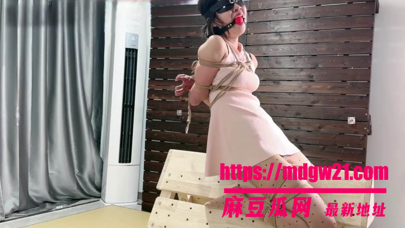 字母圈小鹿工作室涵涵sm绳艺新作 悬空捆绑道具玩穴 极致调教视觉超强