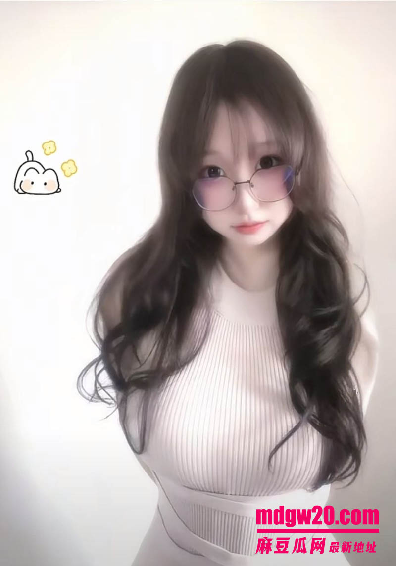 吉林四平反差婊包子雪 不雅视频合集流出 清纯眼镜萌妹美乳翘臀对镜诱惑自拍