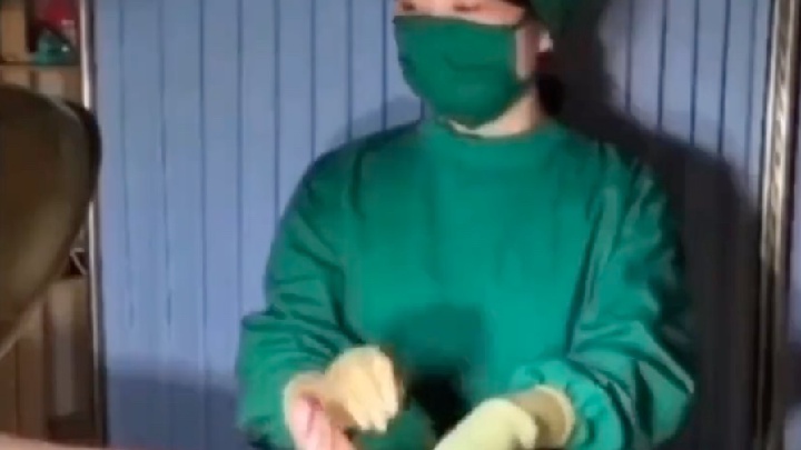 Плакат для 护士帮忙打飞机，很专业