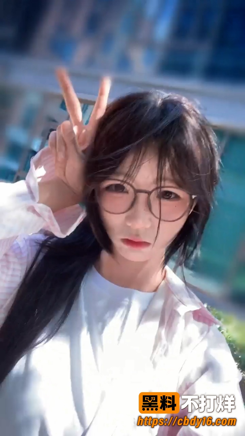 抖音网红是涵不是憨 3