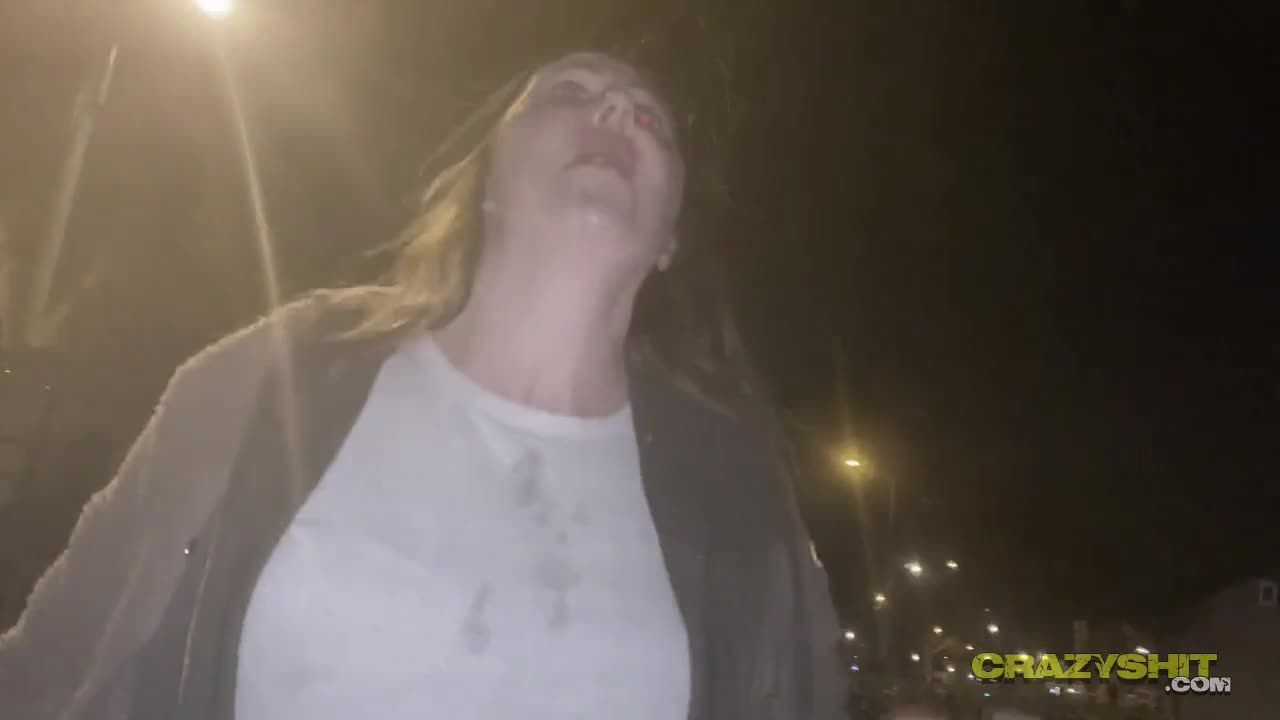 女人也疯狂 포스터