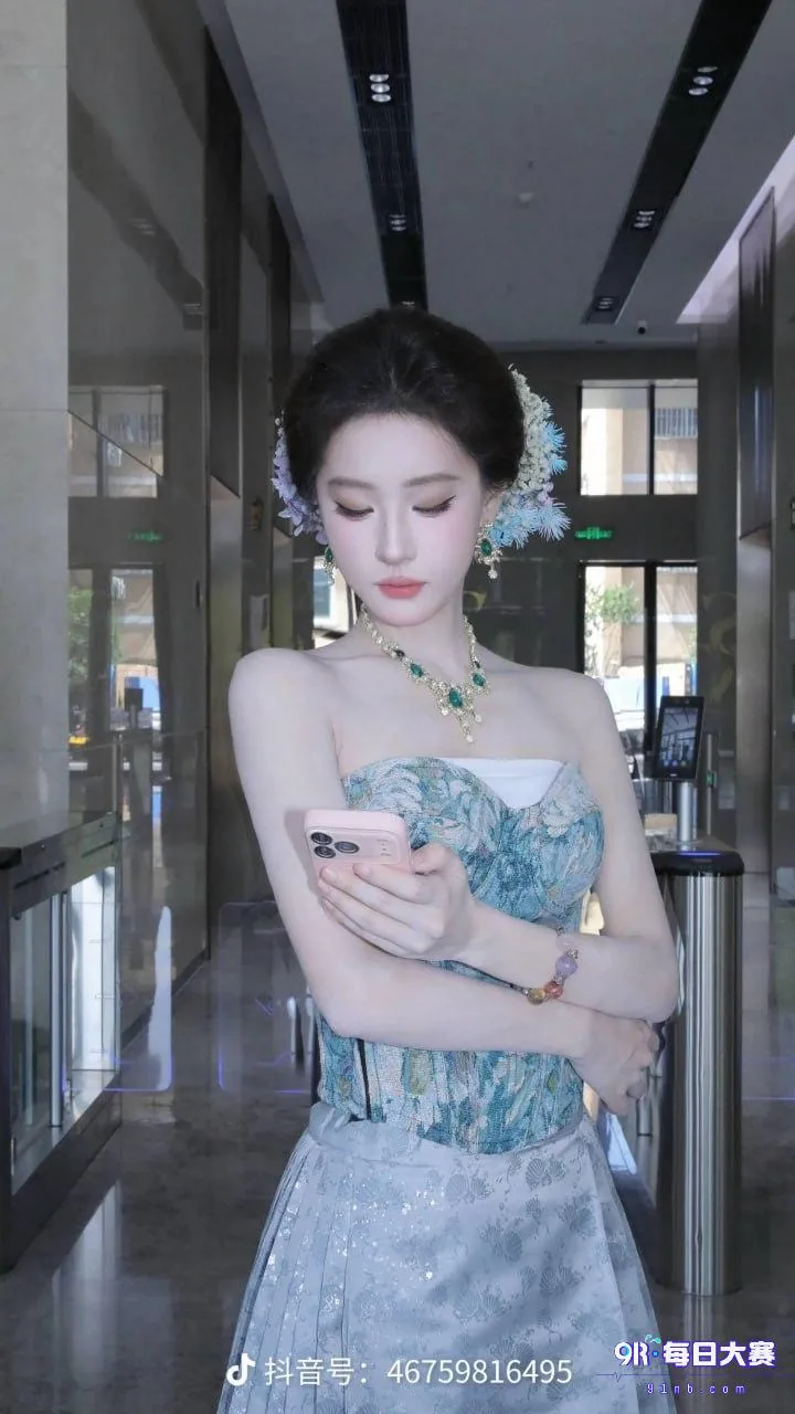 Post content image