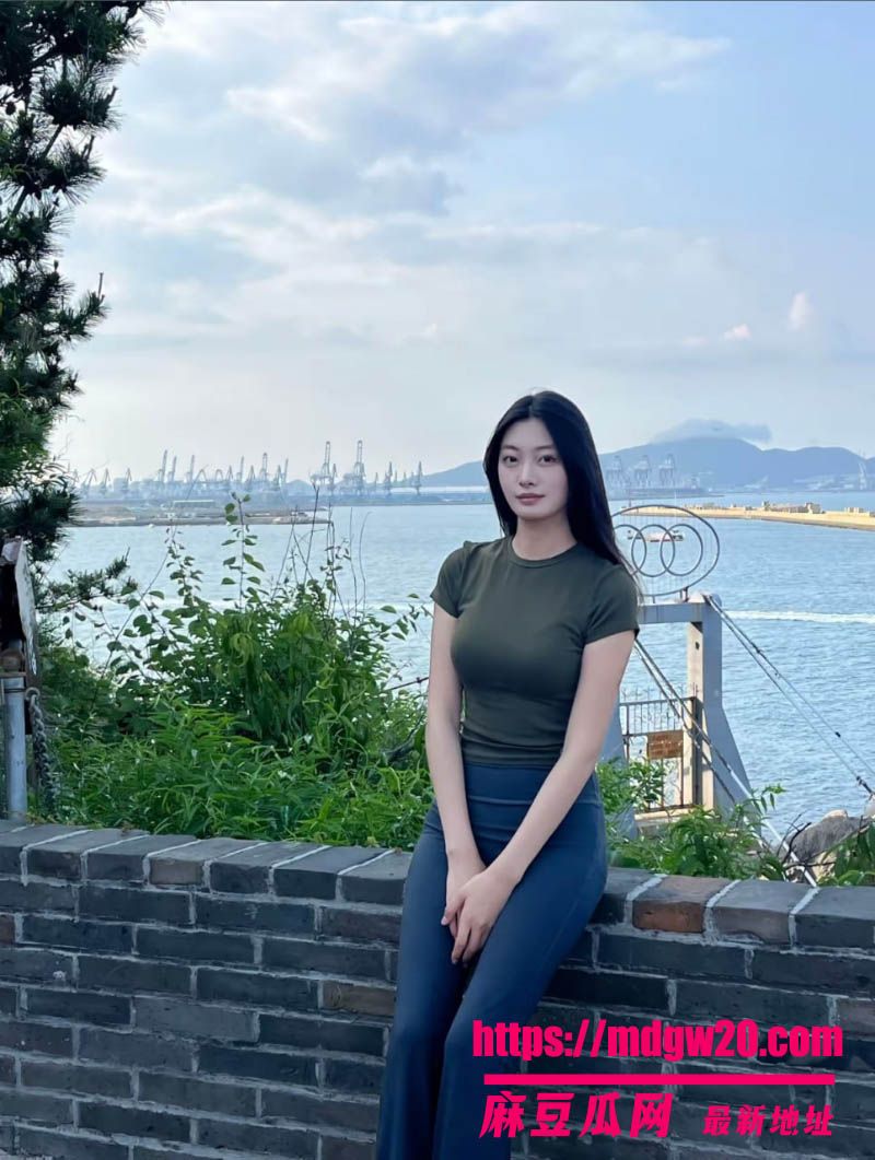 深圳高颜值反差母狗 郑夕潼不雅视频合集流出 与金主男友酒店调教性爱日常曝光
